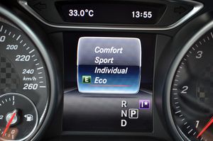 Mercedes Clase A A 200 d 7G-DCT 136cv AMG - Foto 64