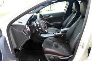 Mercedes Clase A A 200 d 7G-DCT 136cv AMG - Foto 7