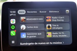 Mercedes Clase A A 200 d 7G-DCT 136cv AMG - Foto 51
