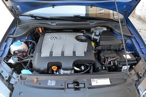 Volkswagen Polo 5p Sport 1.6 TDI 105 CV - Foto 24