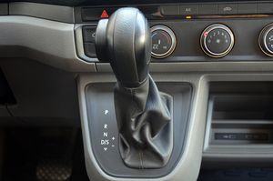 Volkswagen Crafter 35 L3H2 2.0 Tdi 140cv Auto 8 vel. - Foto 14