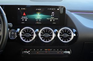 Mercedes GLA 200 d 8G-DCT 150cv - Foto 23
