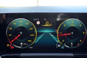 Mercedes GLA 200 d 8G-DCT 150cv - Foto 61