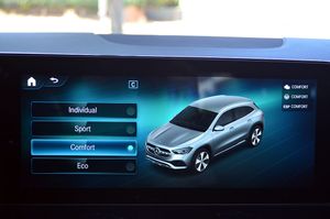 Mercedes GLA 200 d 8G-DCT 150cv - Foto 67