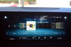 Mercedes GLA 200 d 8G-DCT 150cv - Foto 32