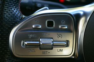 Mercedes CLA 200 d Shooting Brake 8G-DCT 150cv - Foto 18