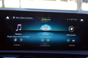 Mercedes CLA 200 d Shooting Brake 8G-DCT 150cv - Foto 32