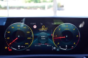 Mercedes CLA 200 d Shooting Brake 8G-DCT 150cv - Foto 10