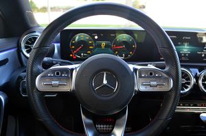 Mercedes CLA 200 d Shooting Brake 8G-DCT 150cv - Foto 17