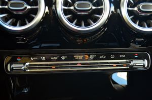 Mercedes CLA 200 d Shooting Brake 8G-DCT 150cv - Foto 27