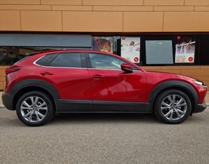 Mazda CX-30 SKYACTIV-G 2.0 122CV. ZENITH HÍBRIDO E IMPECABLE CON MUCHO EQUIPAMIENTO  - Foto 7