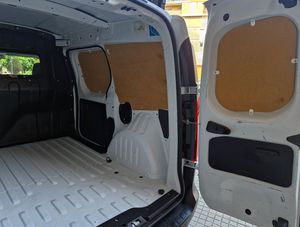 Renault Express CONFORT 1.5 BLUE DCI 95CV.  6 VELOCIDADES MUY BUEN ESTADO   - Foto 18