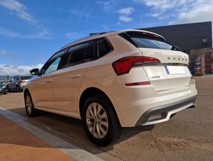 Skoda Kamiq TSI 110CV. DSG AMBITION AUTOMÁTICO, MUY BUEN ESTADO, MUY EQUIPADO  - Foto 5