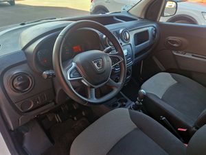 Dacia Dokker EXPRESS ESSENTIAL 1.5 DCI 95CV. MT6 E6DT VEHÍCULO COMERCIAL, 2 PLAZAS, MUY BUEN ESTADO  - Foto 12