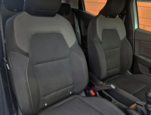 Renault Clio BUSINESS SCE 67 CV.  MUY BUEN ESTADO Y MUY EQUIPADO  - Foto 16