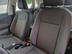 Volkswagen Polo ADVANCE 80CV.  E6 MUY BUEN ESTADO Y MUCHO EQUIPAMIENTO  - Foto 16