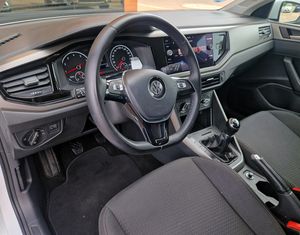 Volkswagen Polo ADVANCE 80CV.  E6 MUY BUEN ESTADO Y MUCHO EQUIPAMIENTO  - Foto 13