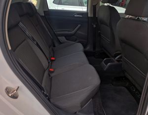 Volkswagen Polo ADVANCE 80CV.  E6 MUY BUEN ESTADO Y MUCHO EQUIPAMIENTO  - Foto 20