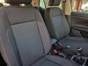 Volkswagen T-Cross ADVANCE TSI 95CV.  E6  MUY BUEN ESTADO Y MUY EQUIPADO  - Foto 16