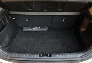 Kia Stonic 1.2 DPI 84CV. CONCEPT MUY BUEN ESTADO Y POCOS KM.  - Foto 18