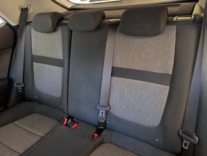 Kia Stonic 1.2 DPI 84CV. CONCEPT MUY BUEN ESTADO Y POCOS KM.  - Foto 16