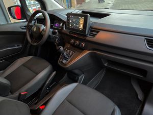 Renault Kangoo Furgon 1.5 BLUE DCI 95CV. IMPECABLE, GARANTIA OFICIAL RENAULT  - Foto 10