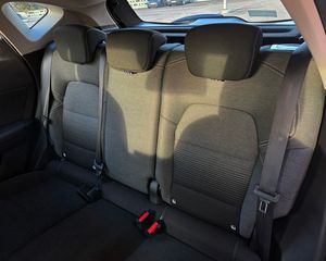 Renault Captur INTENS TCE 90CV. MUY EQUIPADO Y POCOS KM.  - Foto 18