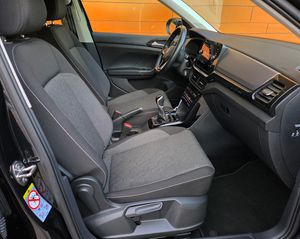 Volkswagen T-Cross Life 1.0 TSI 115 CV MUY BUEN ESTADO Y MUY EQUIPADO  - Foto 12