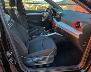 Seat Arona TSI FR XM 116CV.  IMPECABLE Y GARANTÍA OFICIAL SEAT  - Foto 12