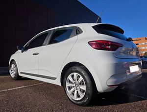 Renault Clio AUTHENTIC SCE 67CV. E6 IMPECABLE Y POCOS KM.  - Foto 5