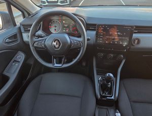 Renault Clio AUTHENTIC SCE 67CV. E6 IMPECABLE Y POCOS KM.  - Foto 11