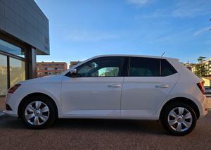 Skoda Fabia MPI 75CV. AMBITION E6 MUY BUEN ESTADO Y POCOS KM.  - Foto 8