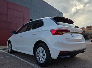 Skoda Fabia MPI 80CV. ACTIVE IMPECABLE Y POCOS KM.  - Foto 6