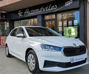 Skoda Fabia MPI 80CV. ACTIVE IMPECABLE Y POCOS KM.  - Foto 2