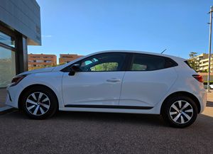 Renault Clio EQUILIBRE BLUE Dci 100CV.  POCOS KM Y MUY EQUIPADO  - Foto 8