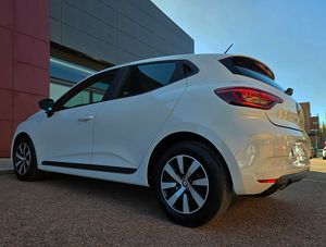 Renault Clio EQUILIBRE BLUE Dci 100CV.  POCOS KM Y MUY EQUIPADO  - Foto 6