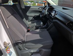 Volkswagen T-Cross ACTIVE TSI 110CV. E6 MUY BUEN ESTADO Y MUY EQUIPADO  - Foto 10