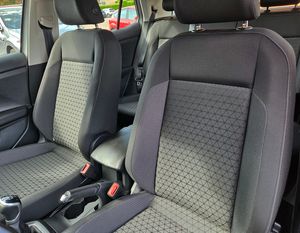 Volkswagen T-Cross ACTIVE TSI 110CV. E6 MUY BUEN ESTADO Y MUY EQUIPADO  - Foto 13