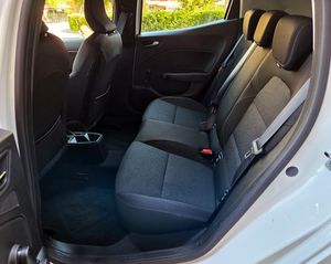 Renault Clio Intens Blue dCi 74 kW  - Foto 17