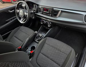 Kia Rio 1.2 85CV. CONCEPT MUY BUEN ESTADO Y POCOS KM.  - Foto 10