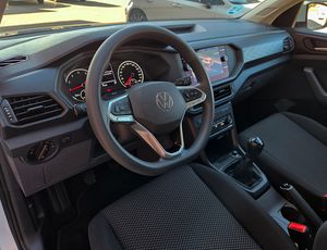 Volkswagen T-Cross TSI 95cv. EDITION MUY BUEN ESTADO Y MUY EQUIPADO  - Foto 13