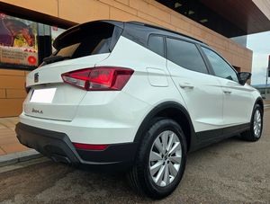 Seat Arona TSI 110CV. STYLE PLUS E6 IMPECABLE Y MUY EQUIPADO  - Foto 5