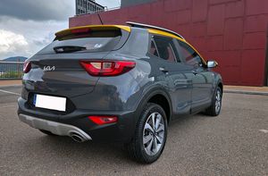 Kia Stonic 1.2 DPI 84CV. CONCEPT MUY BUEN ESTADO  - Foto 6
