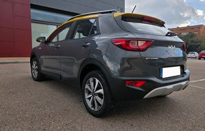Kia Stonic 1.2 DPI 84CV. CONCEPT MUY BUEN ESTADO  - Foto 5