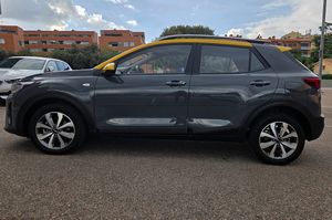 Kia Stonic 1.2 DPI 84CV. CONCEPT MUY BUEN ESTADO  - Foto 8