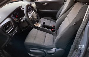 Kia Stonic 1.2 DPI 84CV. CONCEPT MUY BUEN ESTADO  - Foto 14