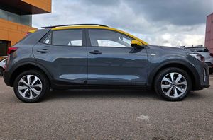 Kia Stonic 1.2 DPI 84CV. CONCEPT MUY BUEN ESTADO  - Foto 7