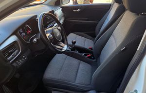 Kia Stonic 1.2 DPI 84CV. CONCEPT E6 MUY BUEN ESTADO  - Foto 14