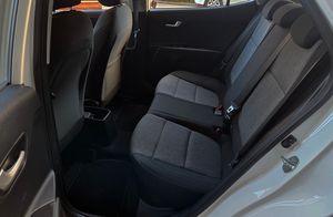 Kia Stonic 1.2 DPI 84CV. CONCEPT E6 MUY BUEN ESTADO  - Foto 20