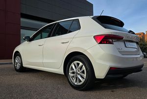 Skoda Fabia MPI 80cv. AMBITION MPI 80cv. AMBITION, MUY EQUIPADO Y MUY BUEN ESTADO  - Foto 6
